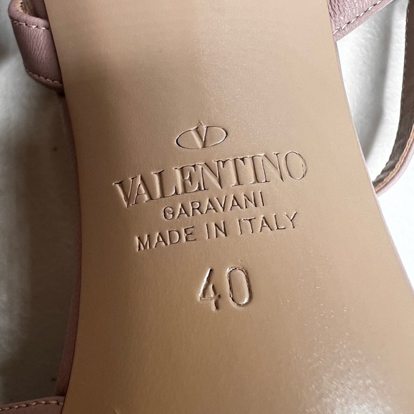 NWT Valentino Garavani Kitten Sling Back Rockstud Pump Heels Size 40/ 9.5 - Picture 9 of 10